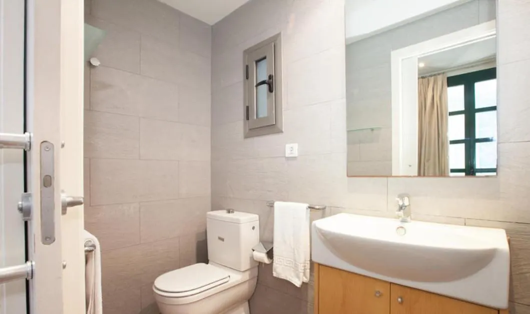 Apartment In The Center Of Barcelona